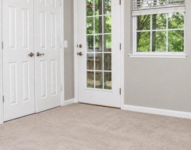 1820 Cedar Cove Way - Photo Thumbnail 10