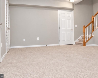1820 Cedar Cove Way - Photo Thumbnail 5