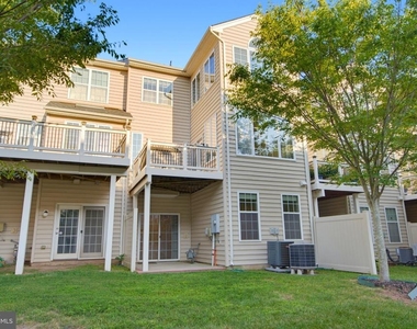 43248 Mitcham Square - Photo Thumbnail 19