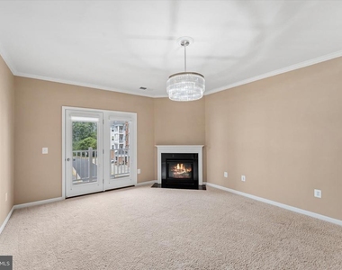 43138 Stillwater Terrace - Photo Thumbnail 16