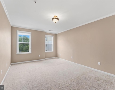 43138 Stillwater Terrace - Photo Thumbnail 23