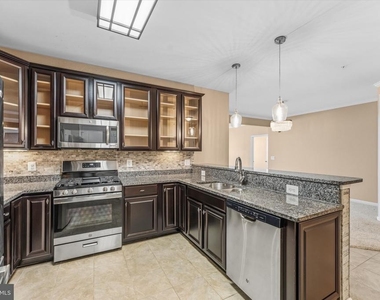 43138 Stillwater Terrace - Photo Thumbnail 7