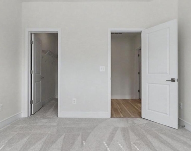 43595 Farringdon Square - Photo Thumbnail 48
