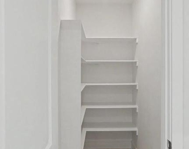 43595 Farringdon Square - Photo Thumbnail 28