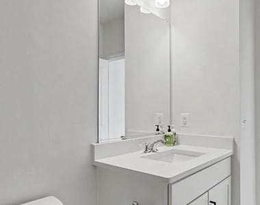 43595 Farringdon Square - Photo Thumbnail 53