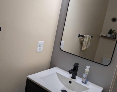 43174 Luttrell Square - Photo Thumbnail 5