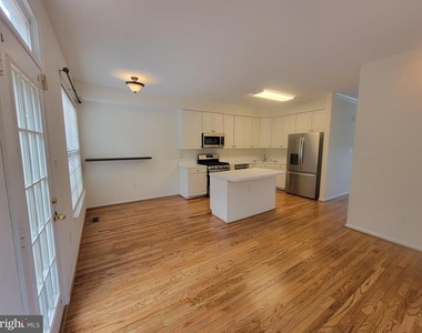 20872 Ivymount Terrace - Photo Thumbnail 6