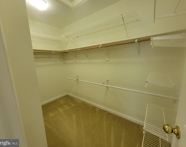 20872 Ivymount Terrace - Photo Thumbnail 10