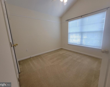 20872 Ivymount Terrace - Photo Thumbnail 16