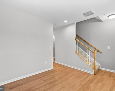 41746 Mcmonagle Square - Photo Thumbnail 35