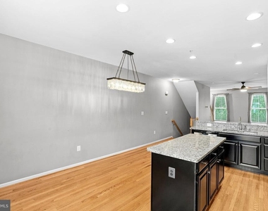 41746 Mcmonagle Square - Photo Thumbnail 13