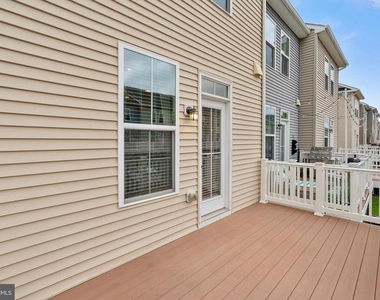 41746 Mcmonagle Square - Photo Thumbnail 23