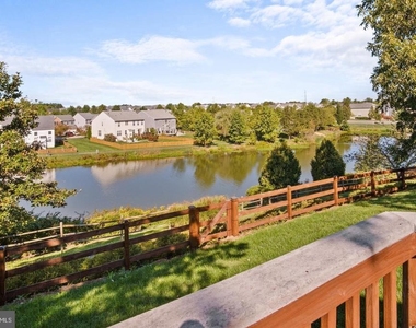 211 Park Gate Drive Se - Photo Thumbnail 8