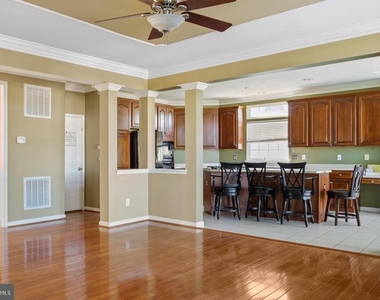 211 Park Gate Drive Se - Photo Thumbnail 20