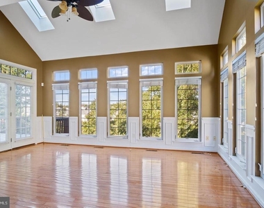 211 Park Gate Drive Se - Photo Thumbnail 18