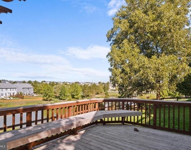 211 Park Gate Drive Se - Photo Thumbnail 7