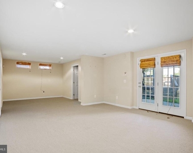 211 Park Gate Drive Se - Photo Thumbnail 51