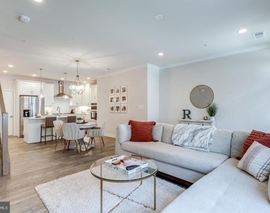 43190 Mongold Square - Photo Thumbnail 7
