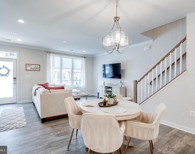 43190 Mongold Square - Photo Thumbnail 6
