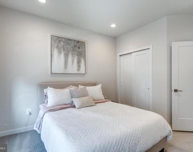 43190 Mongold Square - Photo Thumbnail 10