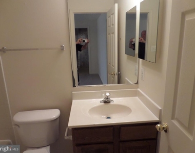 675 Mcleary Square Se - Photo Thumbnail 32