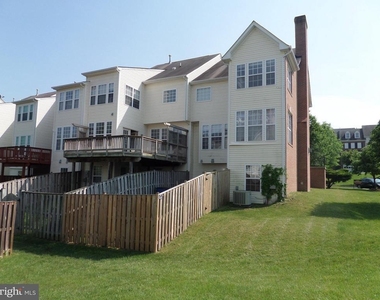675 Mcleary Square Se - Photo Thumbnail 25
