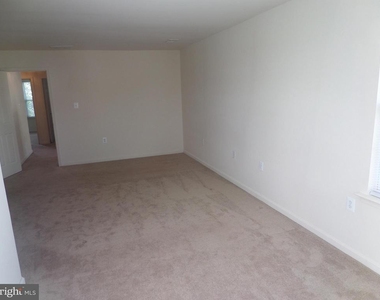 675 Mcleary Square Se - Photo Thumbnail 11