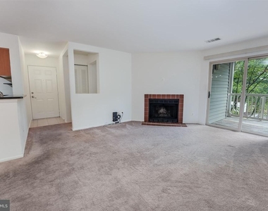 1712 Abercromby Court - Photo Thumbnail 2