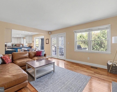 3507 Pecan Place - Photo Thumbnail 24