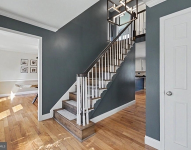 3507 Pecan Place - Photo Thumbnail 2