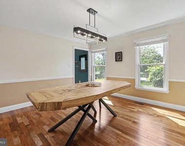 3507 Pecan Place - Photo Thumbnail 6