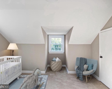 2617 E Maple Street - Photo Thumbnail 7