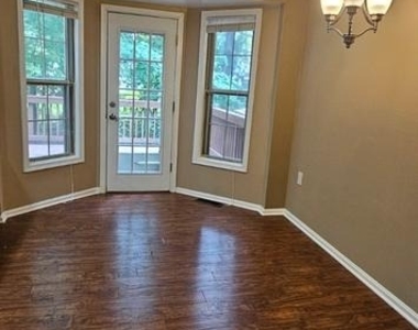 9346 Mccarthy Woods Court - Photo Thumbnail 7