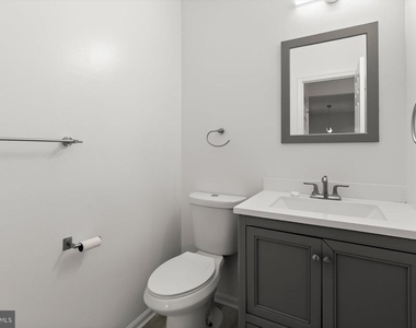 1550 Mclean Commons Court - Photo Thumbnail 15