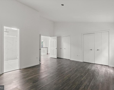 1550 Mclean Commons Court - Photo Thumbnail 17