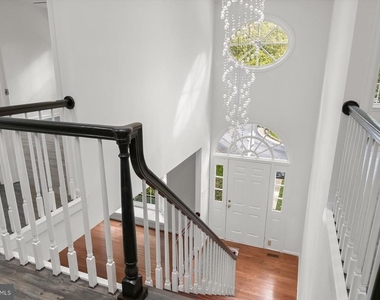 1550 Mclean Commons Court - Photo Thumbnail 16