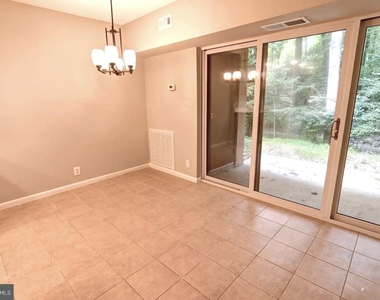 11658 Stoneview Square - Photo Thumbnail 1