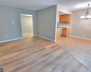 11658 Stoneview Square - Photo Thumbnail 9