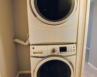11658 Stoneview Square - Photo Thumbnail 21