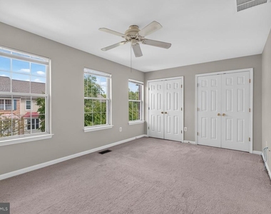 2432 Clover Field Circle - Photo Thumbnail 13