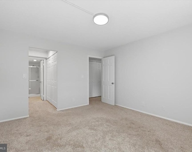 7600 Tremayne Place - Photo Thumbnail 14