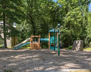 7600 Tremayne Place - Photo Thumbnail 23