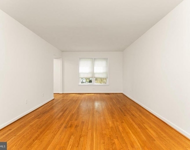 1808 Golf View Court - Photo Thumbnail 5