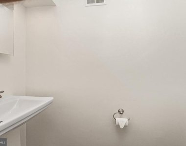 1808 Golf View Court - Photo Thumbnail 20