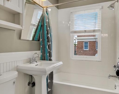 718 S Washington Street - Photo Thumbnail 13