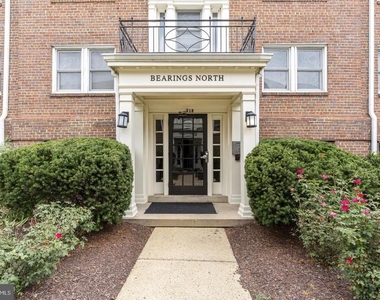 718 S Washington Street - Photo Thumbnail 1