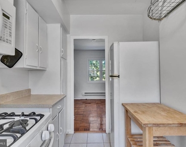 3316 Valley Drive - Photo Thumbnail 4