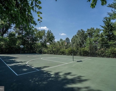 3316 Valley Drive - Photo Thumbnail 24