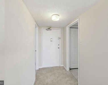 6301 Stevenson Avenue - Photo Thumbnail 12