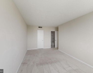 6301 Stevenson Avenue - Photo Thumbnail 8